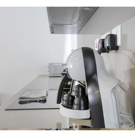 Peaceful 2br Seaside Penthouse - By Hostmt Appartement St. Paul's Bay