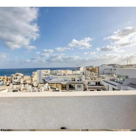 Peaceful 2br Seaside Penthouse - By Hostmt *